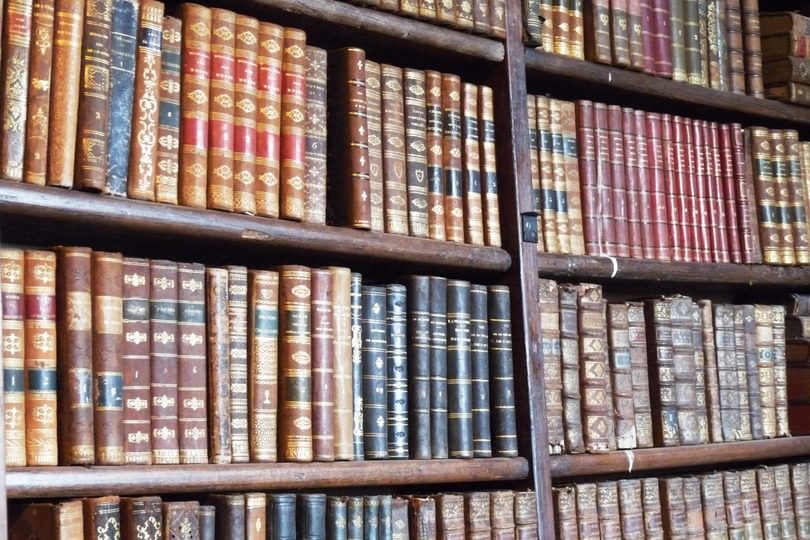 Books_Credit_Julia_Banfield