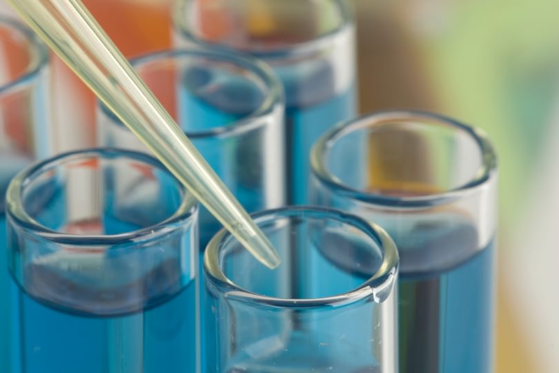 I Stock_PILIPIPA_Test_Tube
