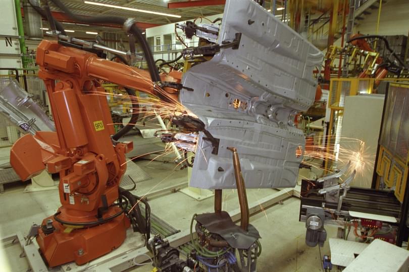 I Stock_thamerpic_Automation_Car_Production